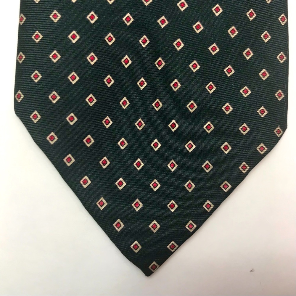 CHRISTIAN DIOR all silk authentic designer luxury tie.